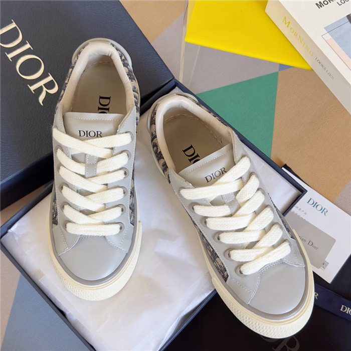 d1or b33 sneakers