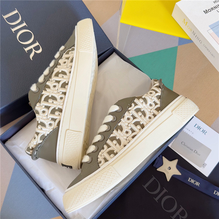 d1or b33 sneakers