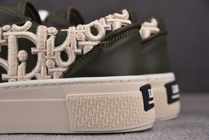 d1or b33 sneakers