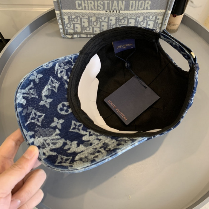 l1vv hat