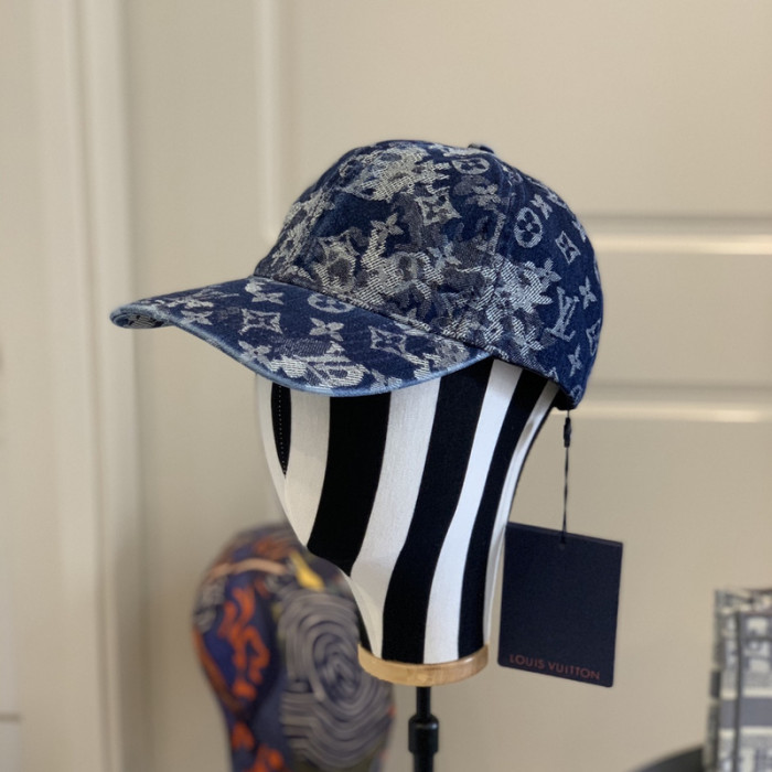 l1vv hat