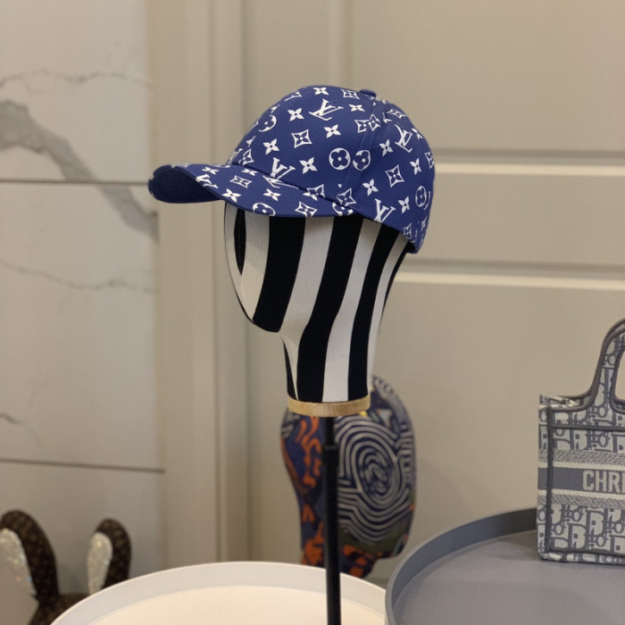 l1vv hat