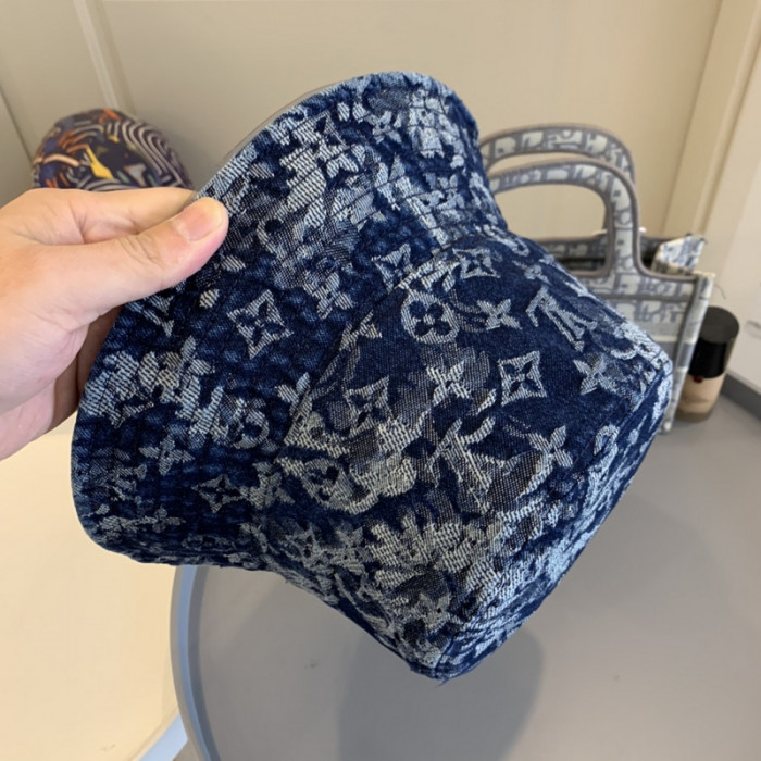l1vv hat