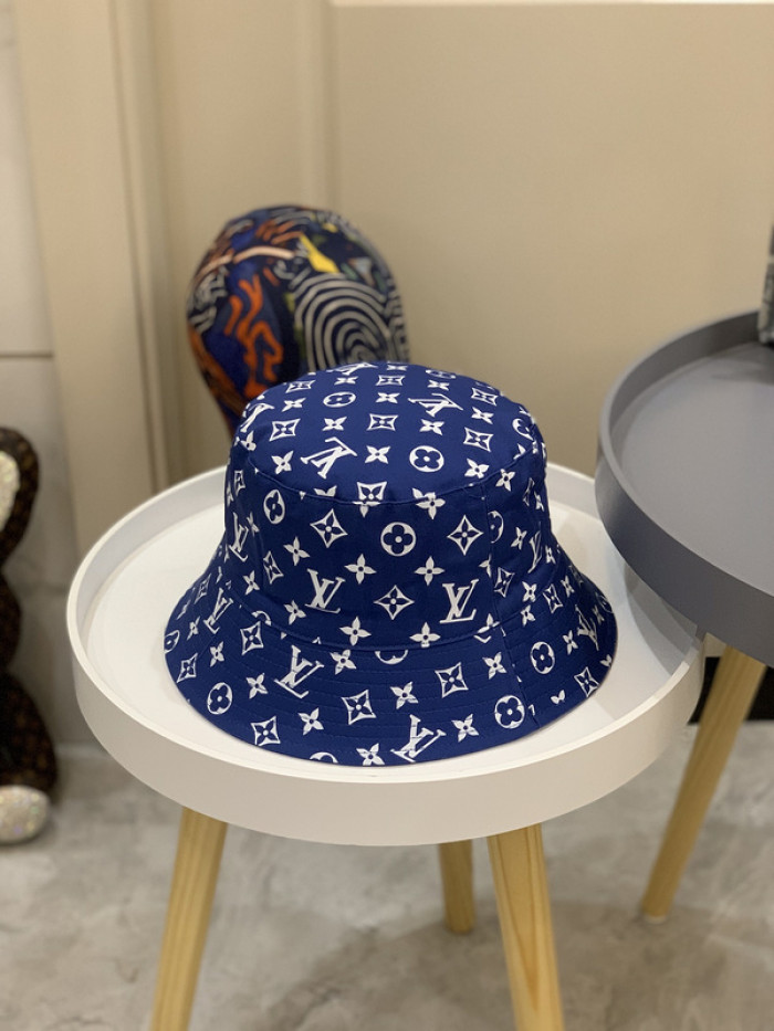 l1vv hat