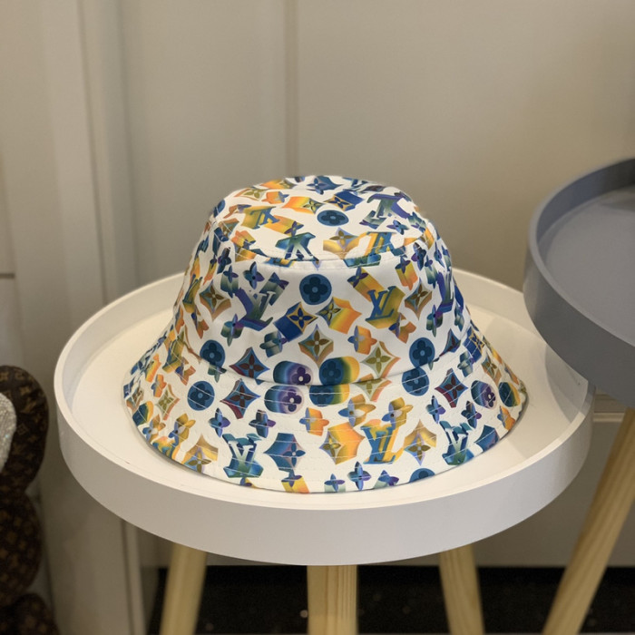 l1vv hat