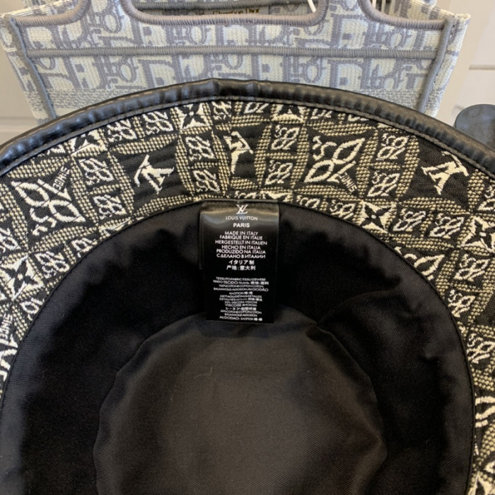 l1vv hat