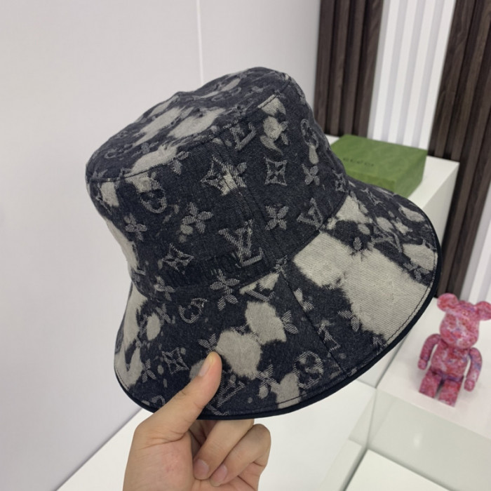 l1vv hat