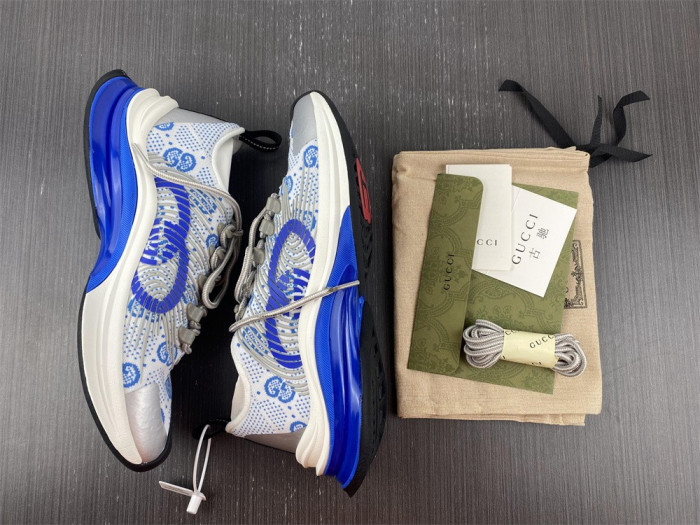 gu run sneaker