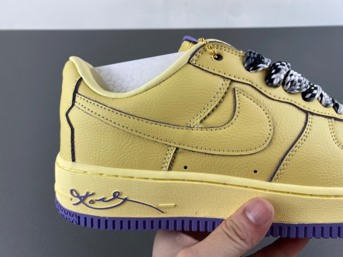 Kobe Bryant x Nike Air Force 1 Low Protro HV9408-700