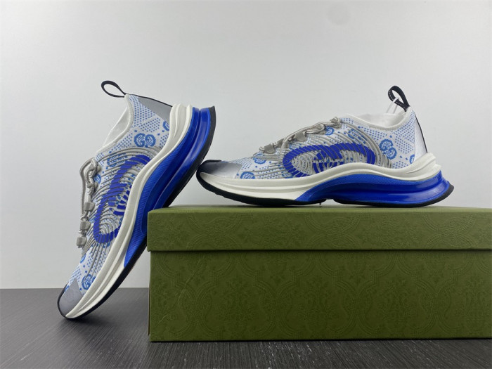 gu run sneaker