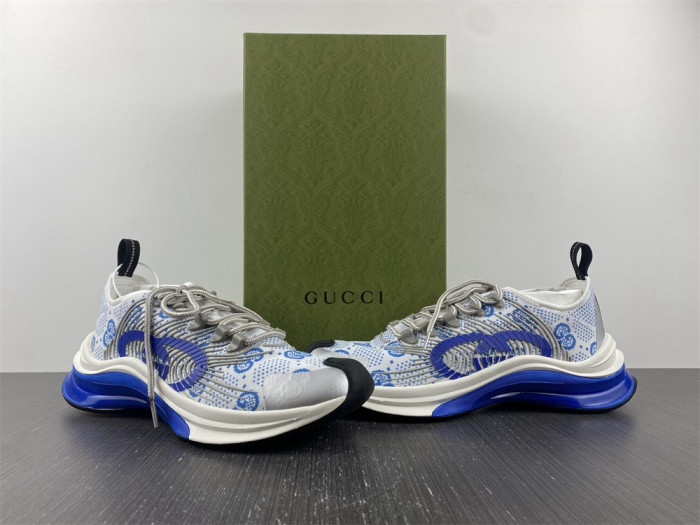 gu run sneaker