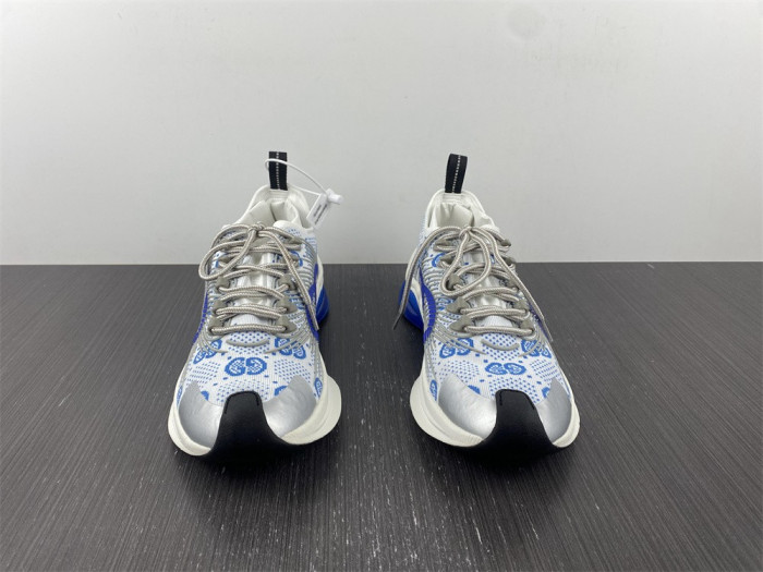gu run sneaker