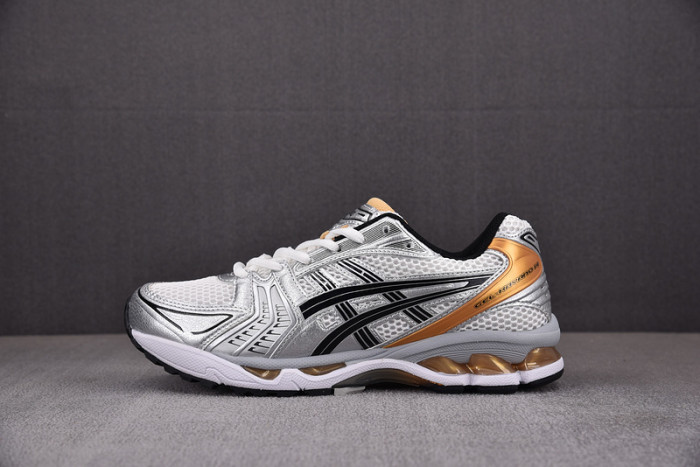As*ic*s shoes