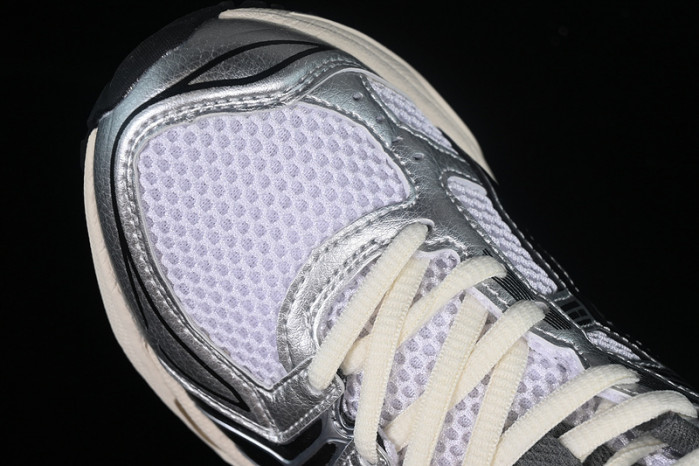 As*ic*s shoes