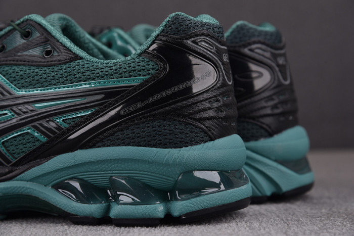 As*ic*s shoes