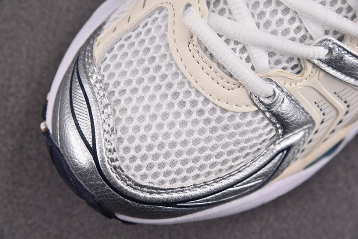 As*ic*s shoes