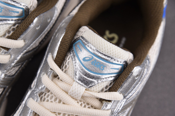 As*ic*s shoes