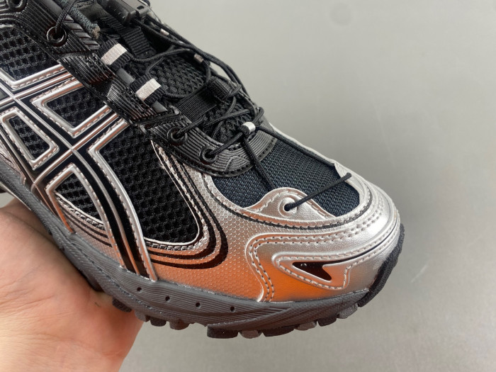 As*ic*s shoes