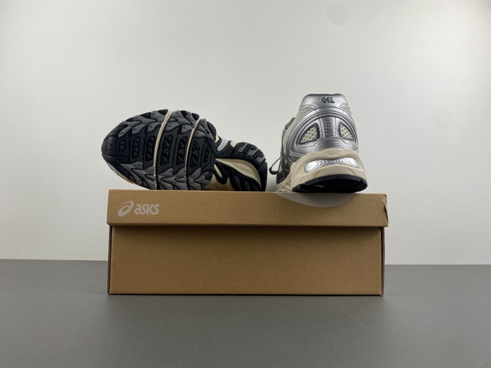 As*ic*s shoes