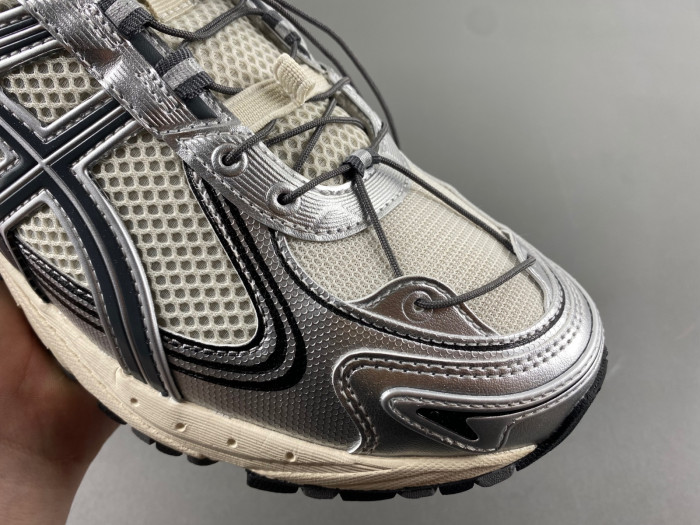 As*ic*s shoes