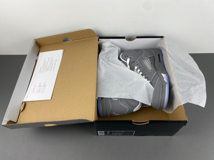 Air Jordan 5 Retro