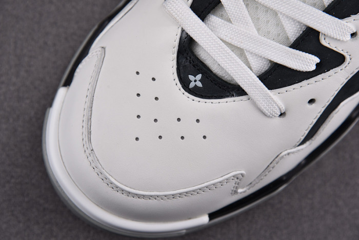 l1vv trainer