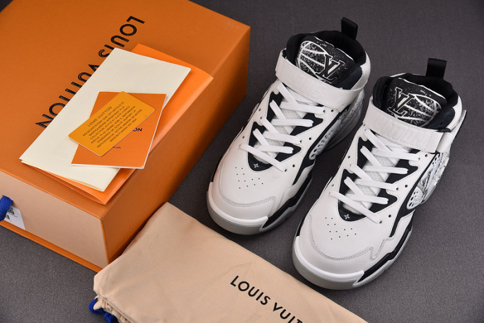 l1vv trainer