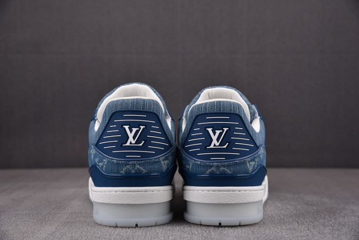 l1vv trainer