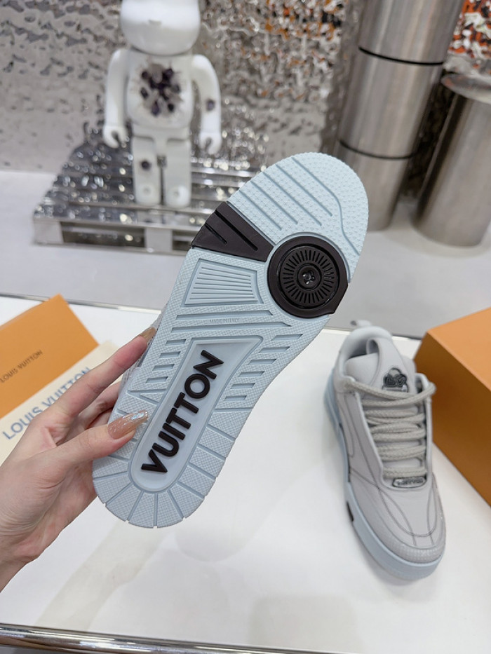 l1vv trainer