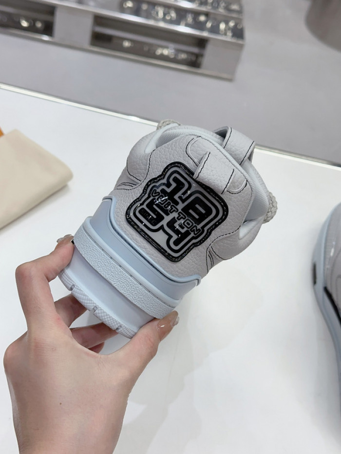 l1vv trainer