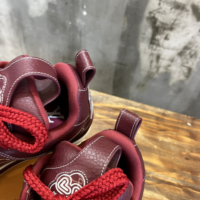 l1vv trainer