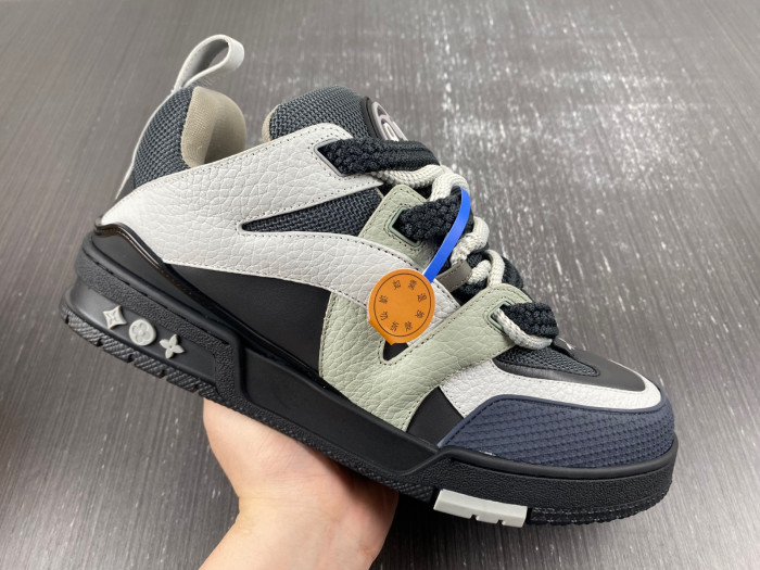 l1vv trainer