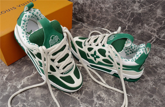 l1vv trainer