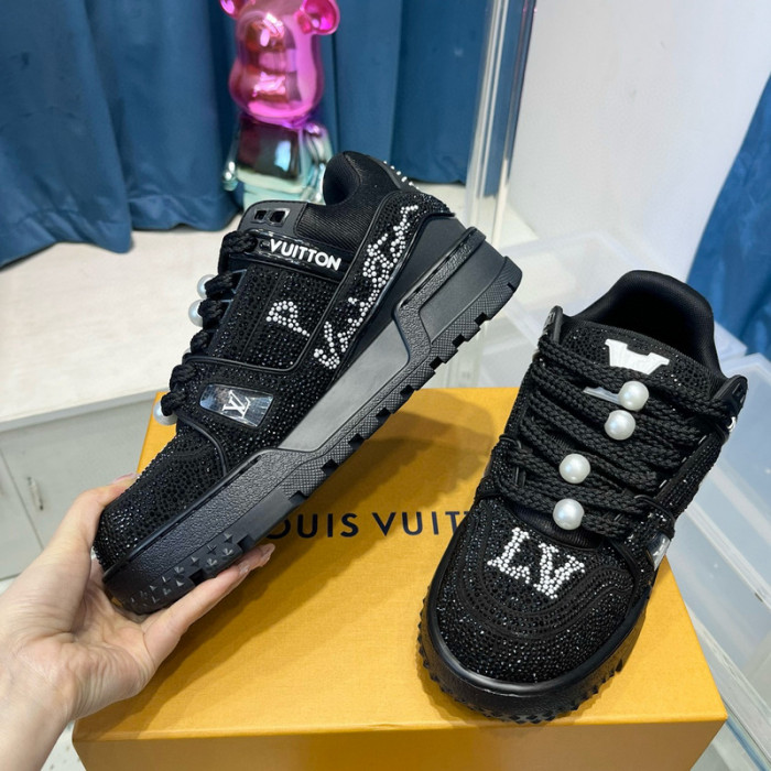 l1vv trainer