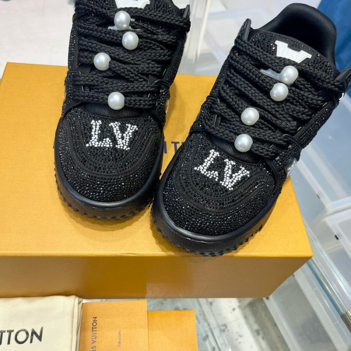l1vv trainer