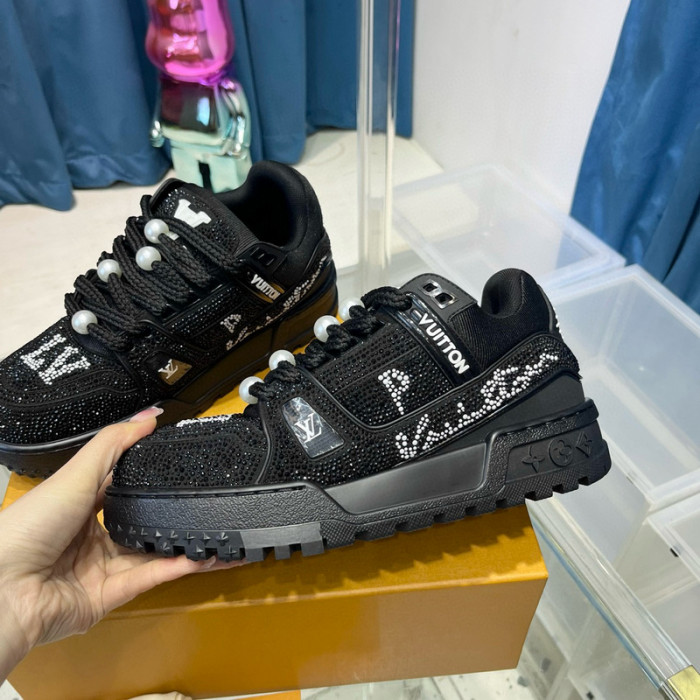 l1vv trainer