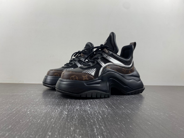 l1vv archlight sneaker