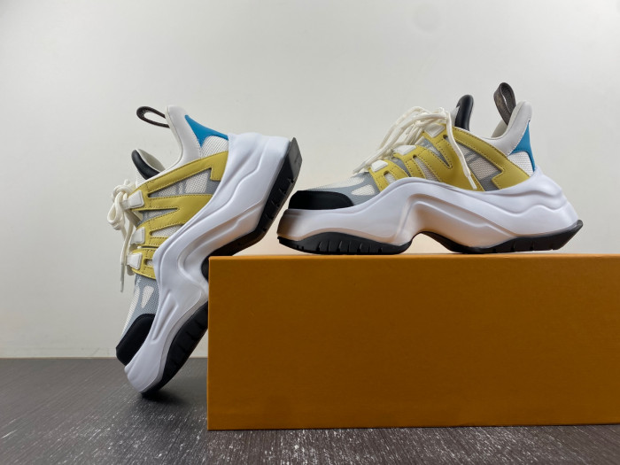 l1vv archlight sneaker