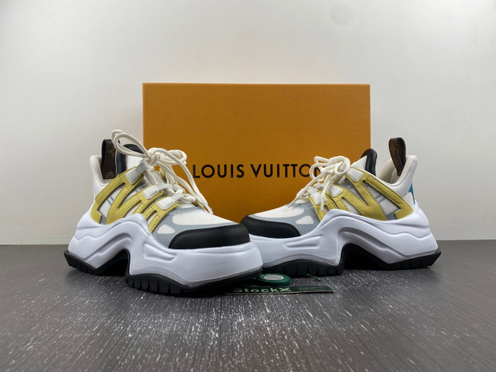 l1vv archlight sneaker