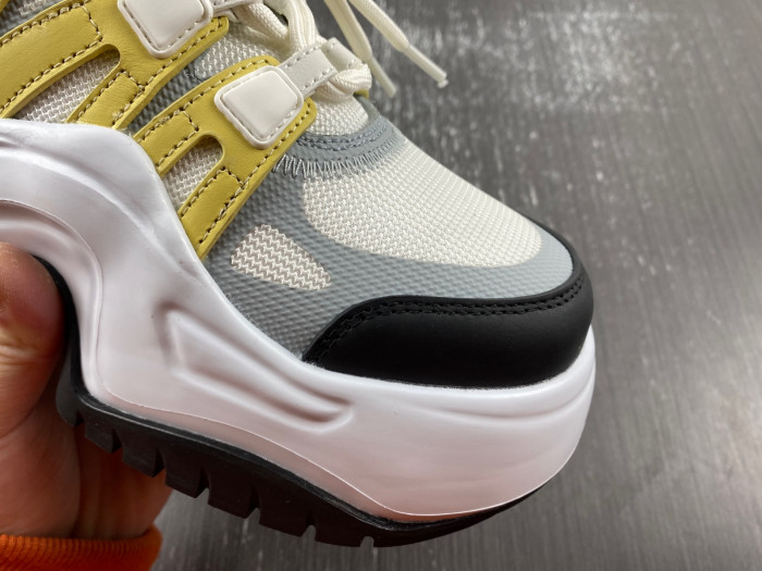 l1vv archlight sneaker