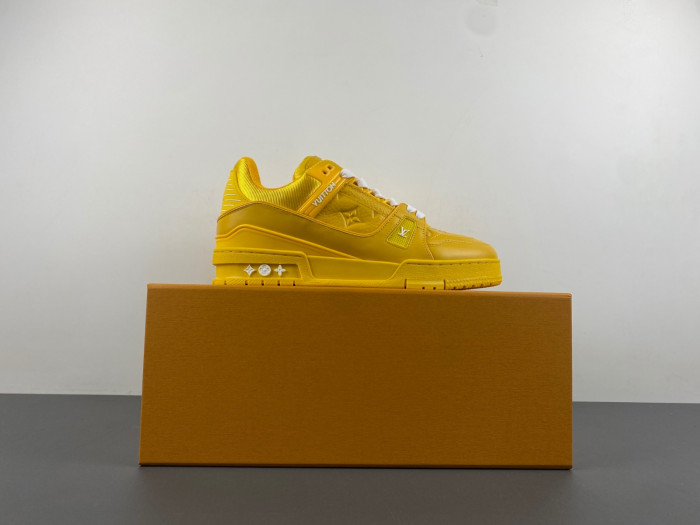 l1vv trainer