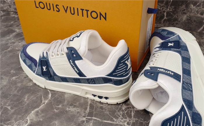l1vv trainer