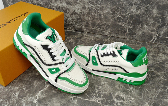 l1vv trainer