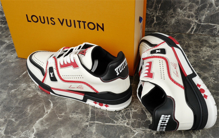 l1vv trainer