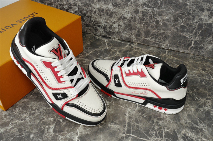 l1vv trainer