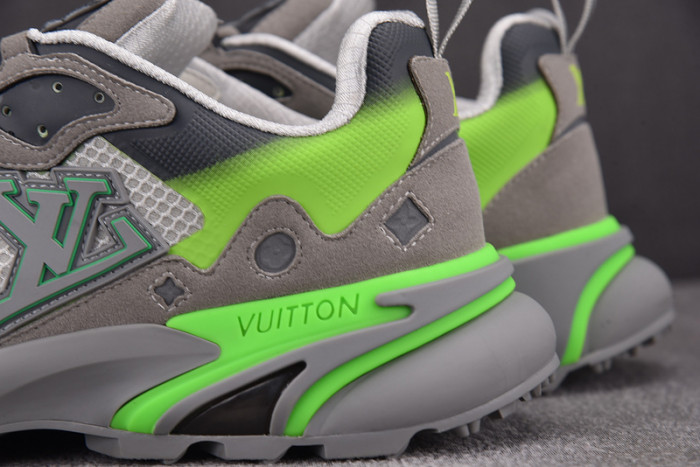 L1VV Sneakers