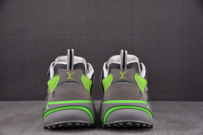 L1VV Sneakers