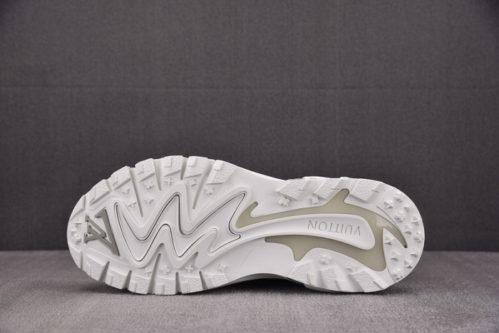 L1VV Sneakers