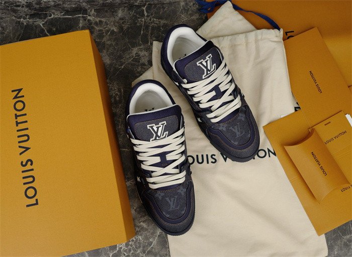 L1VV TRAINER-BLUE