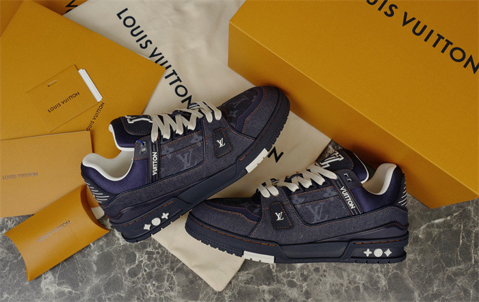 L1VV TRAINER-BLUE